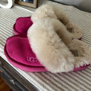Ugg toddler slippers
